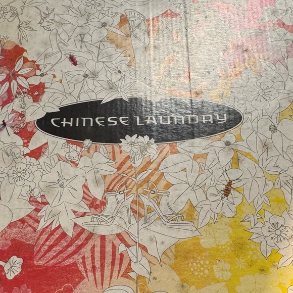 NWT Chinese Laundry Radiance Split Suede in Chocolate / 6.5 - Picture 11 of 13